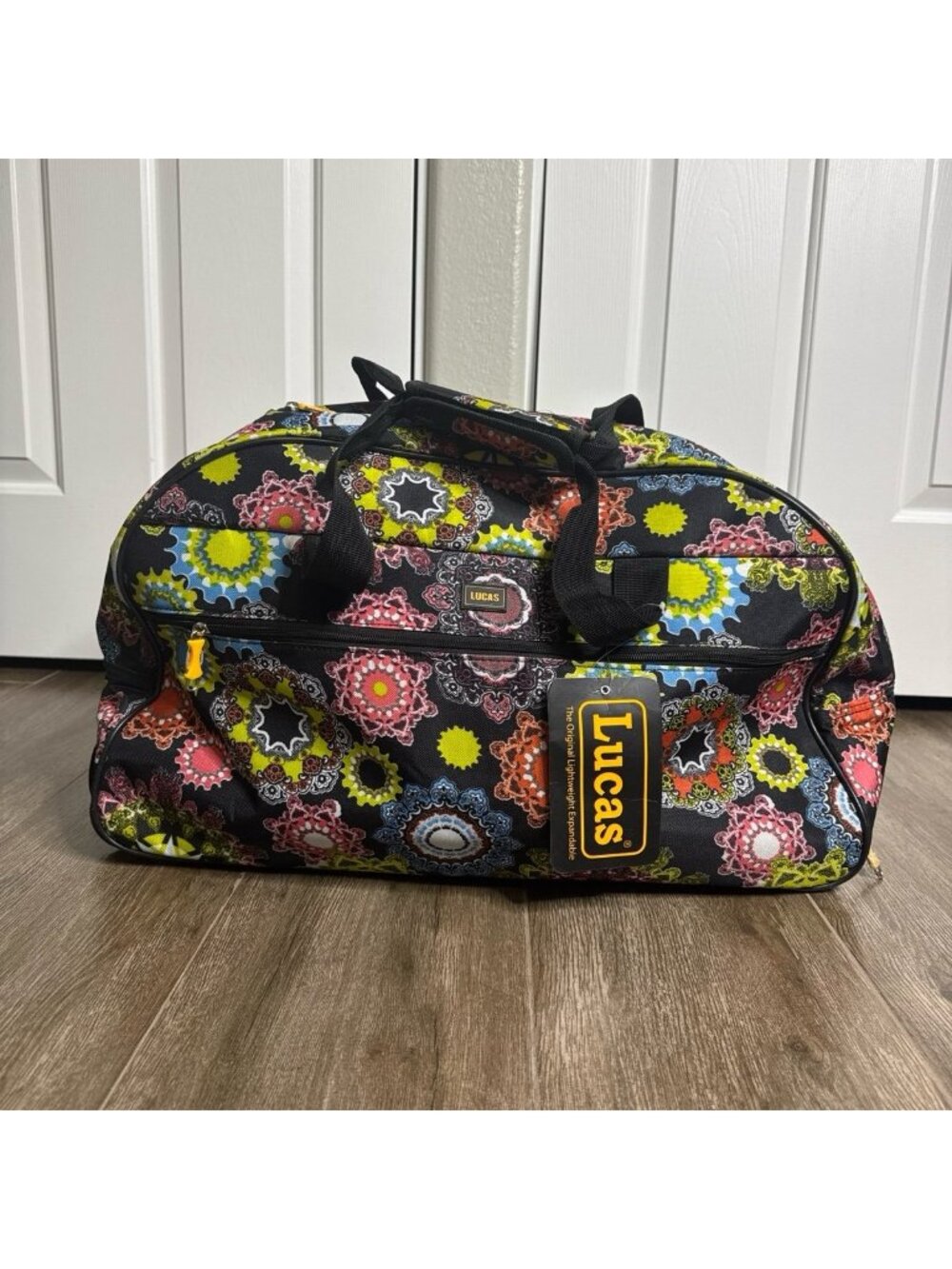 LUCAS 22” Carry On Wheeled Duffel Weekender Luggage